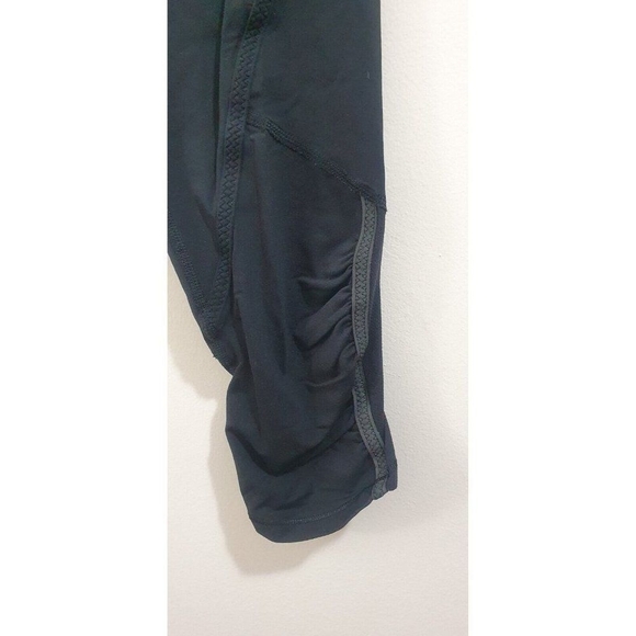 Lululemon Taryn Toomey Awakening Crop Leggings Size 4 Black Workout Active Yoga - Picture 3 of 8